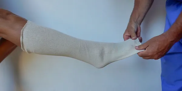Stage 1 of Trauma Splint Application