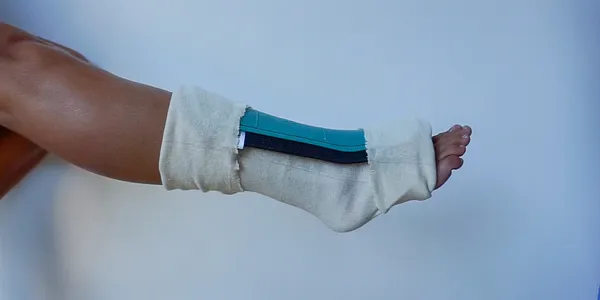 Stage 3 of Trauma Splint Application